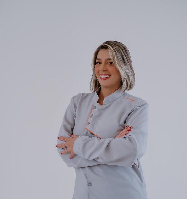 Dra. Camila Ferreira Pimentel, responsável técnica da Orthopride Itaperuna